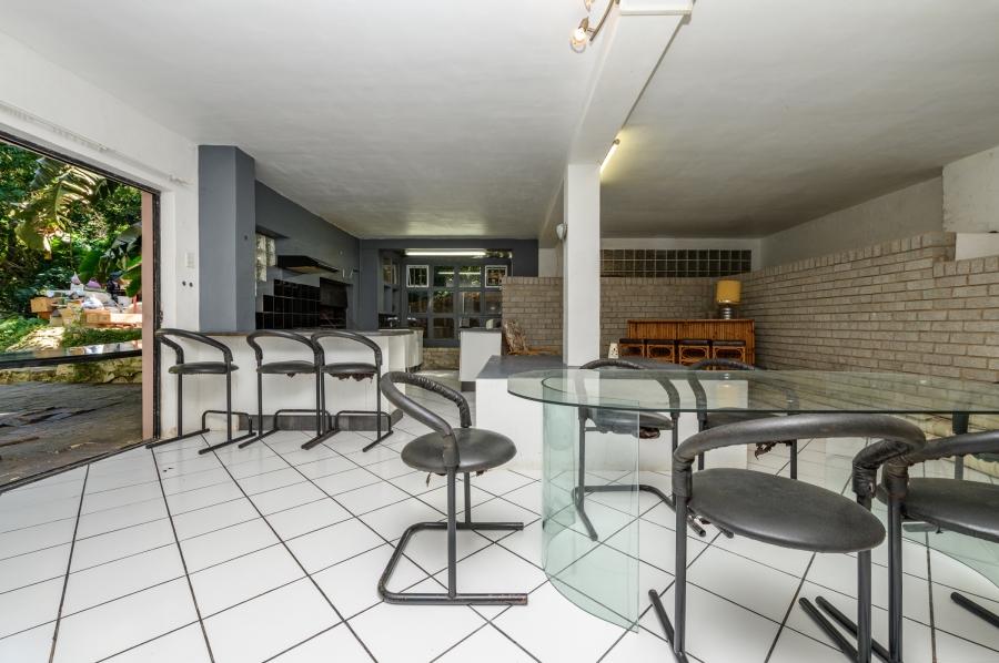 6 Bedroom Property for Sale in Linkside Eastern Cape